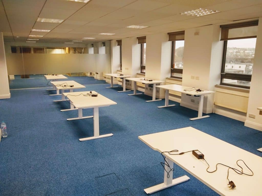 Flat Pack Office Standing Desk assembly